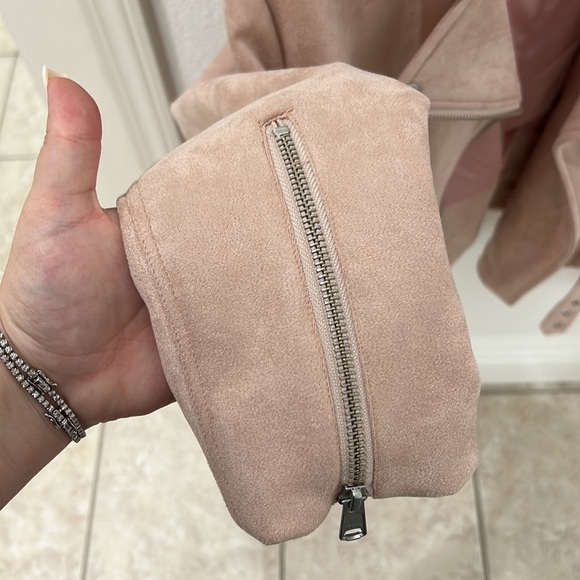 NEW Lovers + Friends Vegan Suede Moto Jacket Dusty Pink - Picture 5 of 14